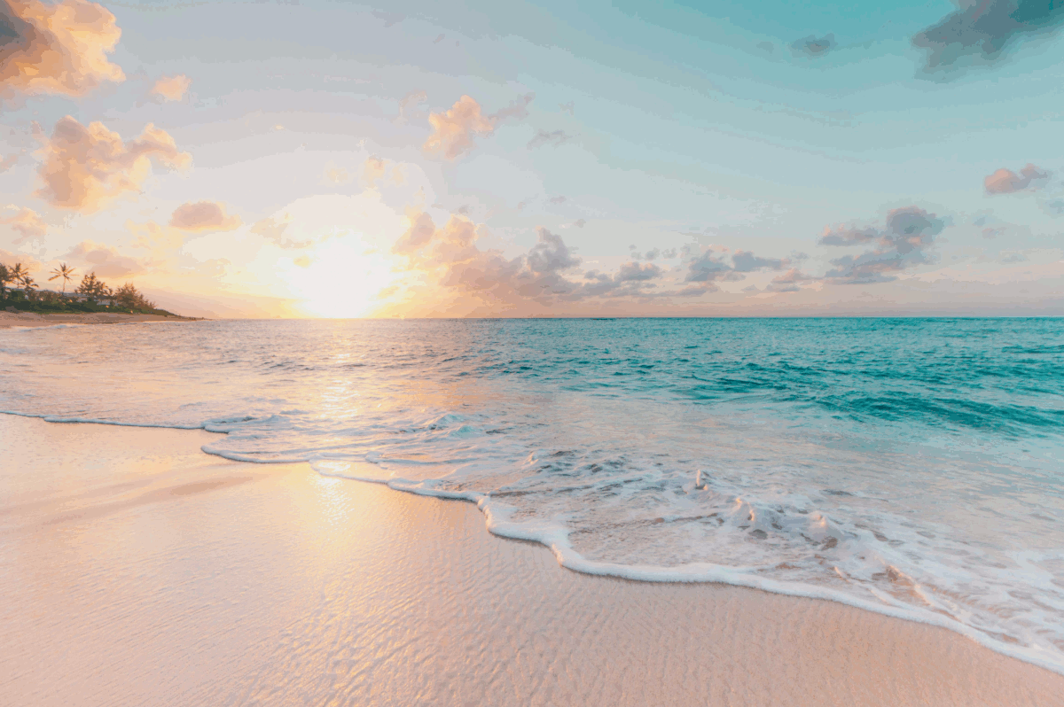 Sunrise over blue Hawaii ocean